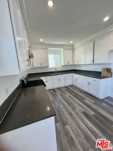 789 E 41st Place, Los Angeles, California 90011