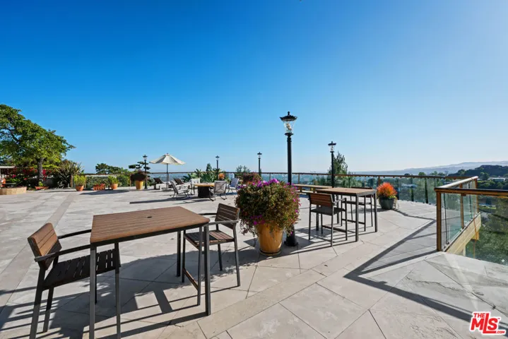 1575 Alexis Place, Beverly Hills, California 90210