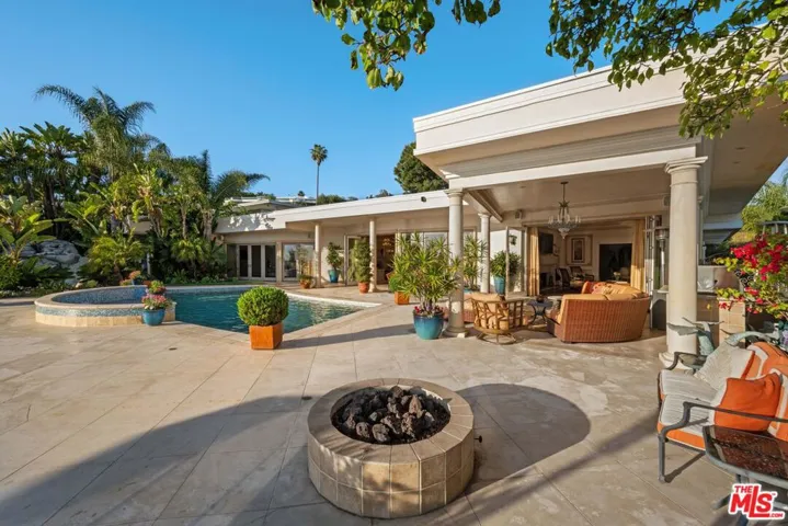 1575 Alexis Place, Beverly Hills, California 90210