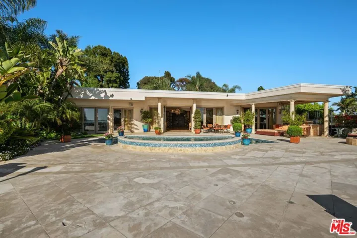 1575 Alexis Place, Beverly Hills, California 90210