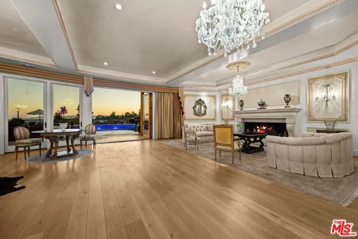 1575 Alexis Place, Beverly Hills, California 90210
