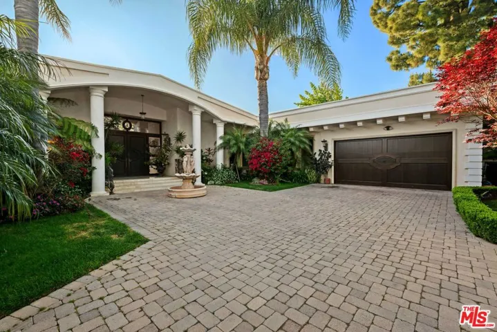 1575 Alexis Place, Beverly Hills, California 90210