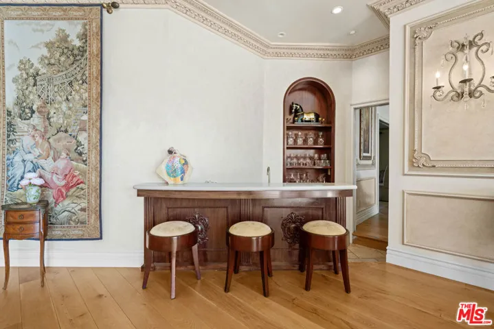 1575 Alexis Place, Beverly Hills, California 90210