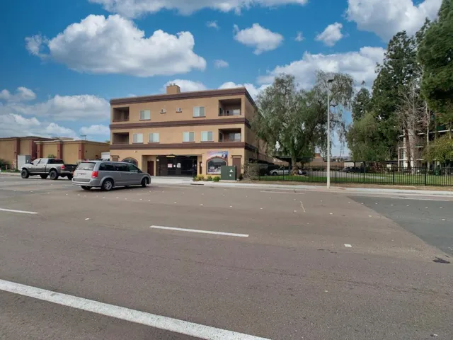 120 Ballantyne St, El Cajon, California 92020