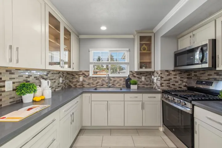 3916 Ezie Street, San Jose, California 95111