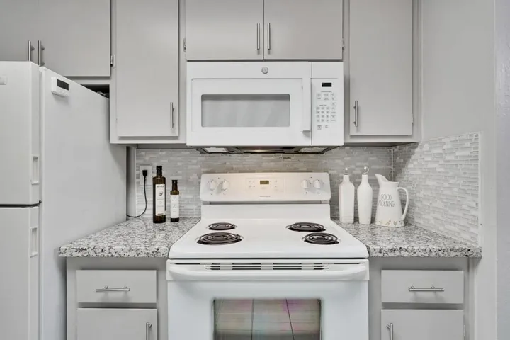 1760 Halford Avenue 271, Santa Clara, California 95051