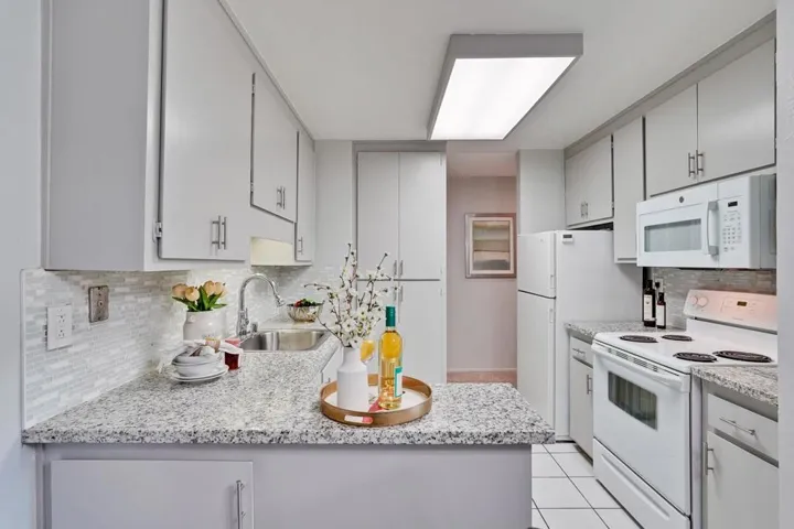 1760 Halford Avenue 271, Santa Clara, California 95051
