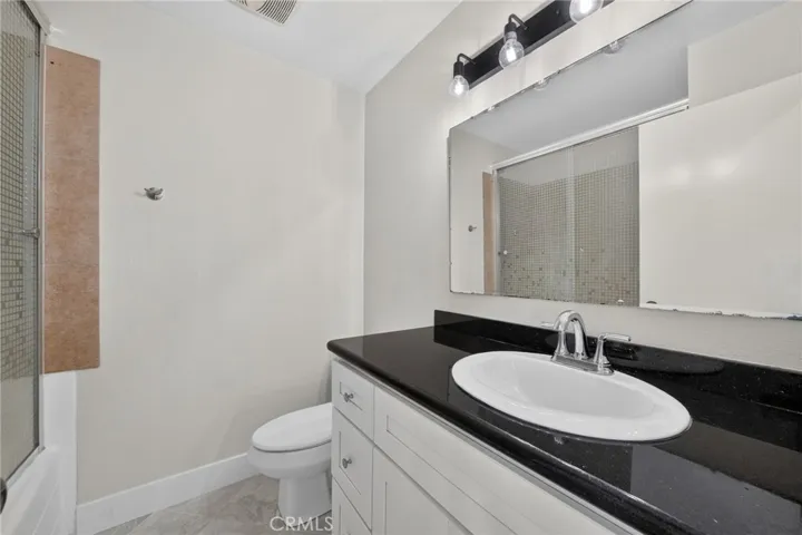 559 Pierpont Drive, Costa Mesa, California 92626