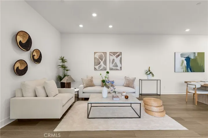 372 Baluster, Irvine, California 92618