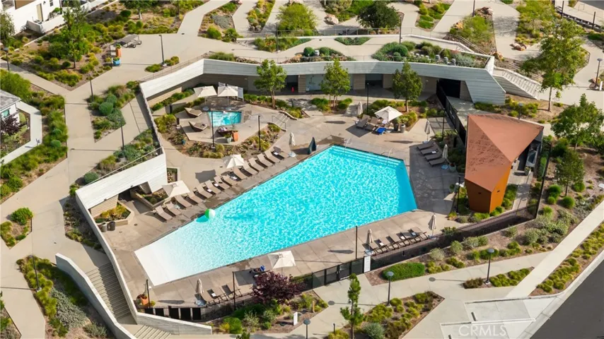 372 Baluster, Irvine, California 92618