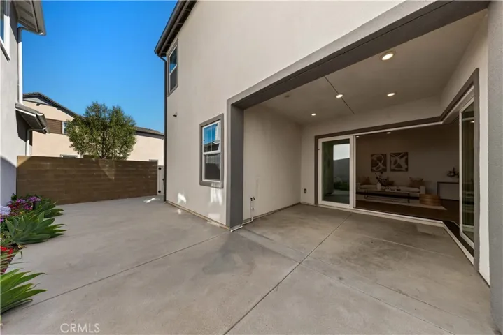 372 Baluster, Irvine, California 92618