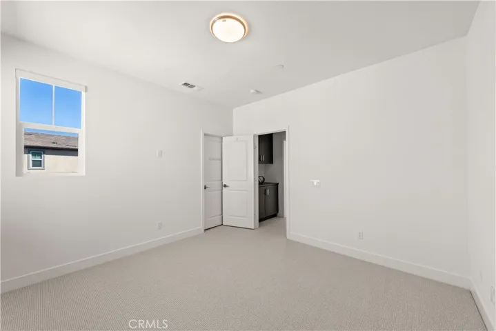 372 Baluster, Irvine, California 92618