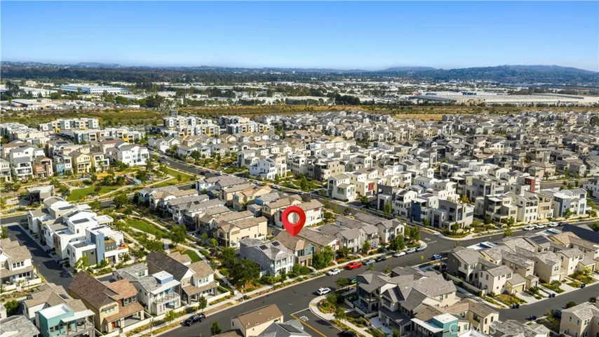 372 Baluster, Irvine, California 92618