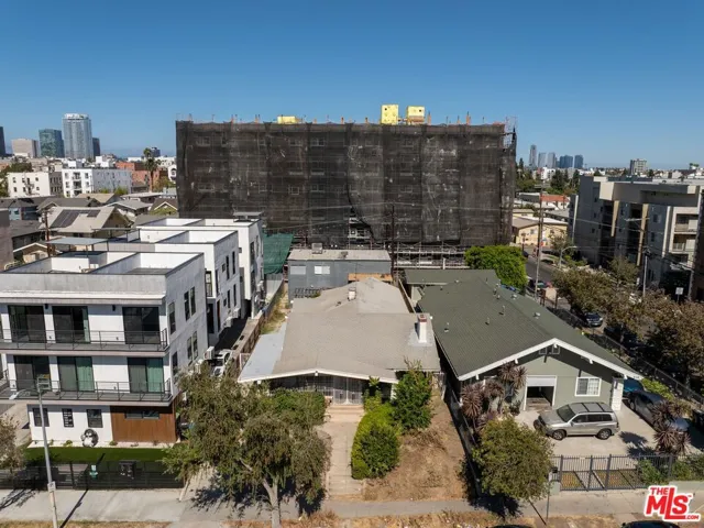932 S Harvard Boulevard, Los Angeles, California 90006