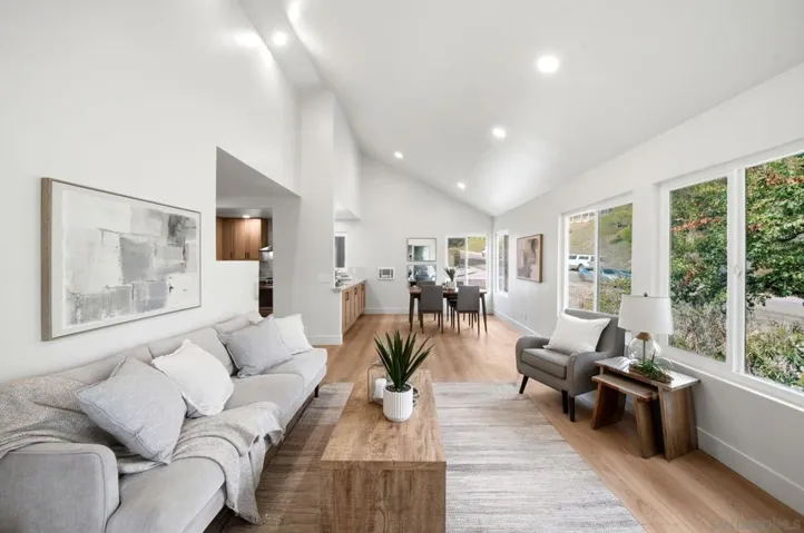 930 Via Mil Cumbres 116, Solana Beach, California 92075