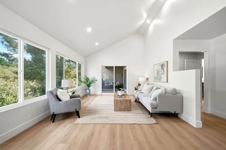 930 Via Mil Cumbres 116, Solana Beach, California 92075