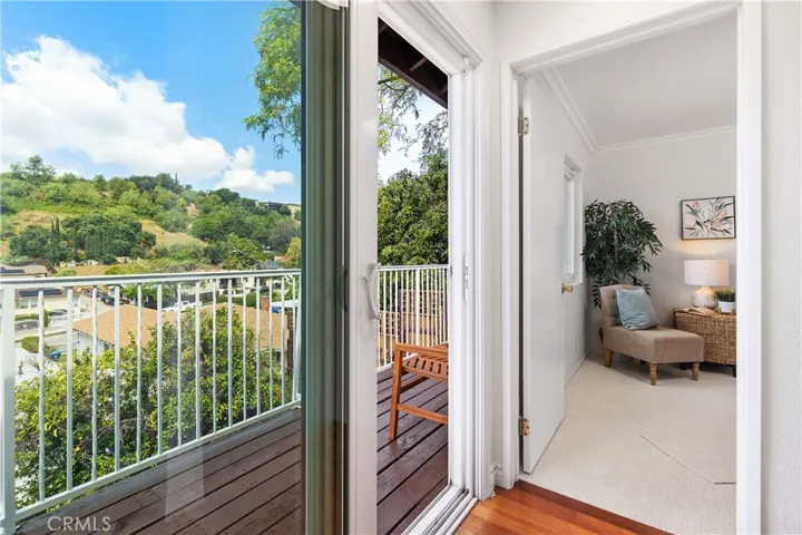 1707 Upperton, Los Angeles, California 90042