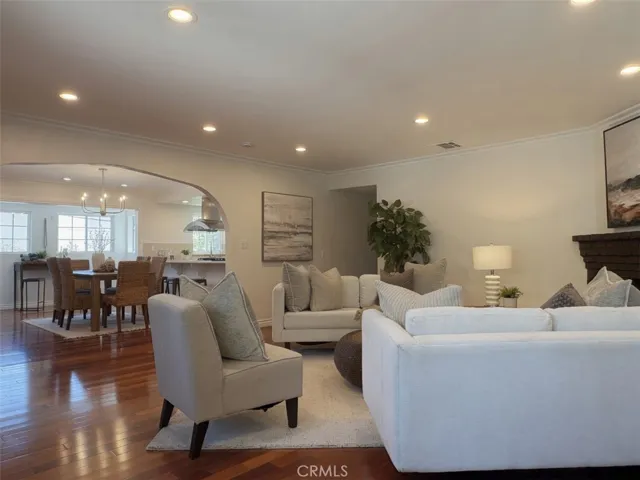 1707 Upperton, Los Angeles, California 90042