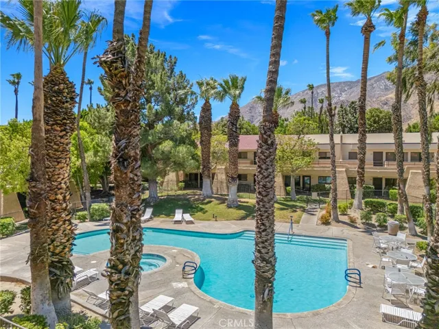 2800 N Los Felices W C200, Palm Springs, California 92262