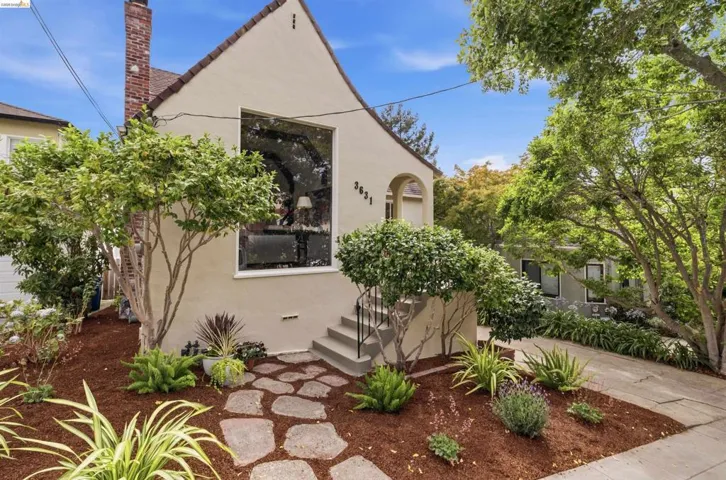 3631 Victor Ave, Oakland, California 94619