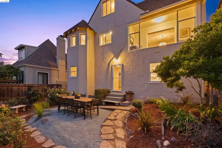 3631 Victor Ave, Oakland, California 94619