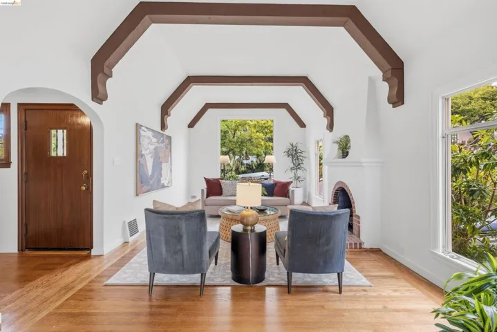 3631 Victor Ave, Oakland, California 94619