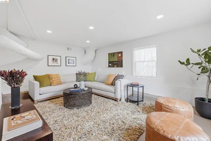 3631 Victor Ave, Oakland, California 94619