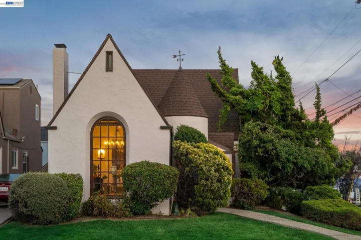 2600 55th Avenue, Oakland, California 94605