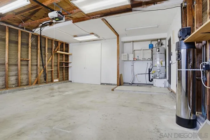 8495 Flanders, San Diego, California 92126