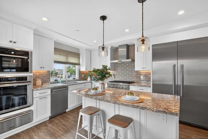 3828 Mission Blvd, San Diego, California 92109