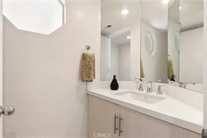18 Meadowood, Aliso Viejo, California 92656