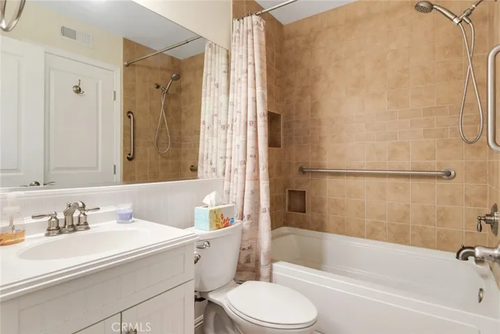 4881 W Castle Pines, Banning, California 92220