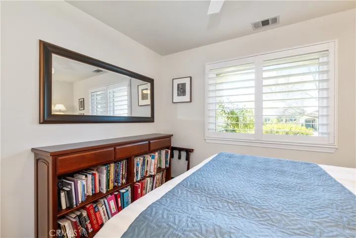 Large windows to enjoy the natural light