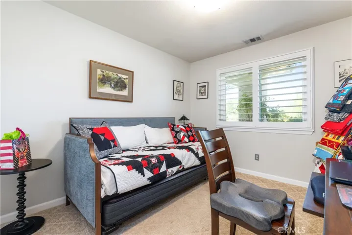 Guest bedroom with day bed