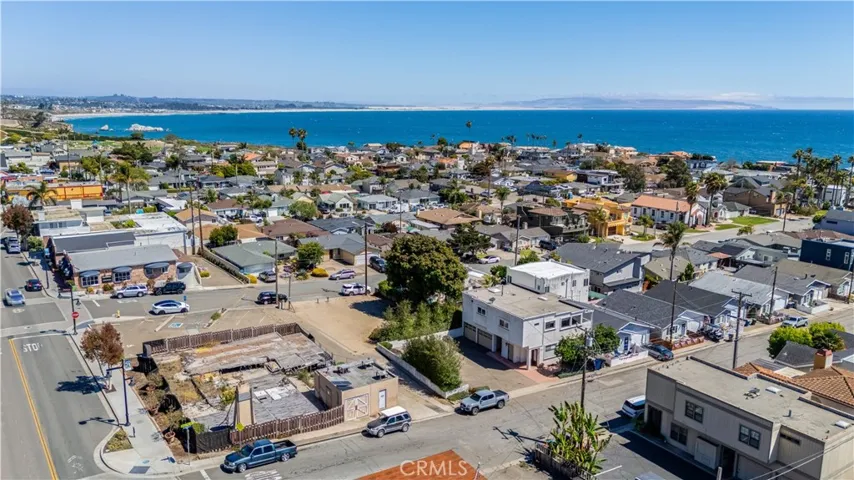 111 Boeker Avenue, Pismo Beach, California 93449