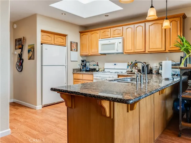 Unit B - Kitchen