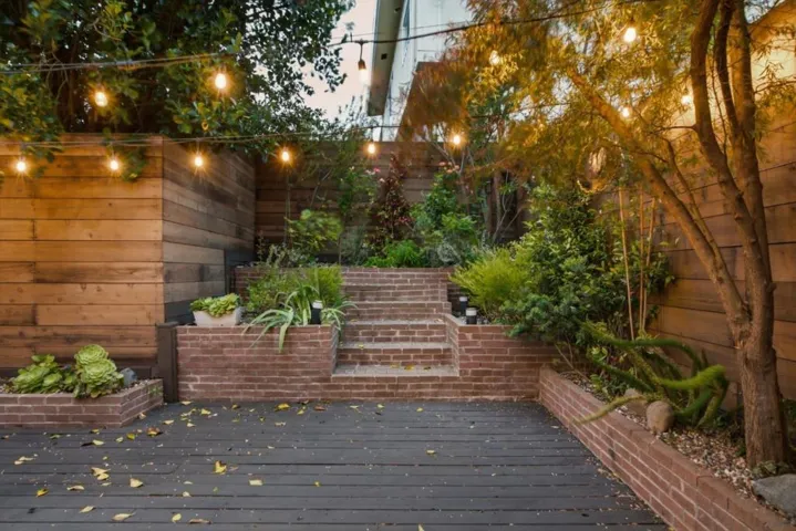 998 Burnett Avenue, San Francisco, California 94131