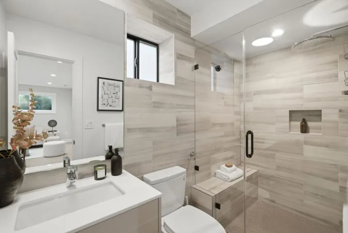 998 Burnett Avenue, San Francisco, California 94131