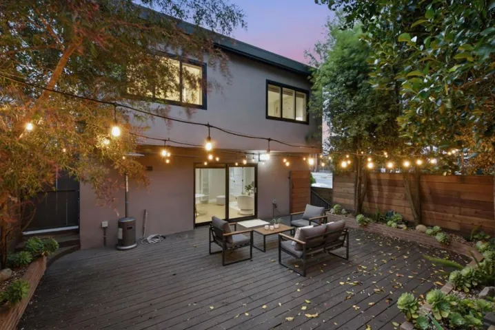 998 Burnett Avenue, San Francisco, California 94131
