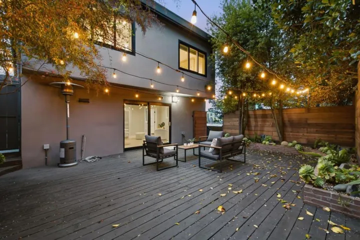 998 Burnett Avenue, San Francisco, California 94131