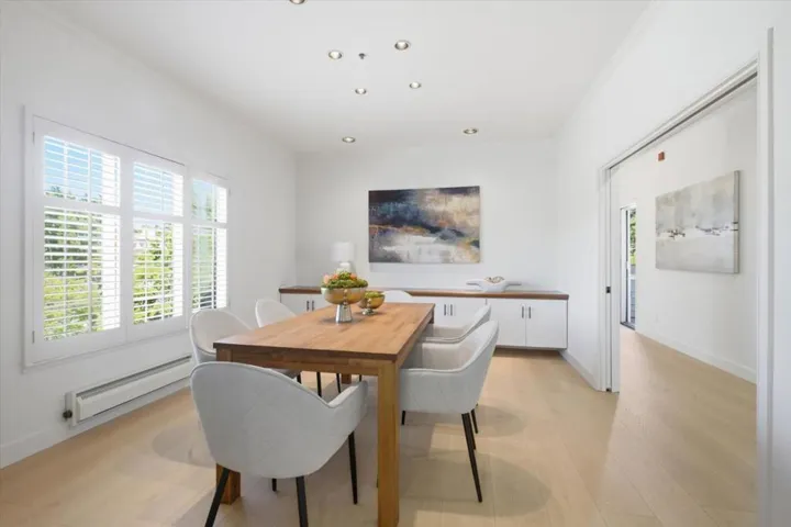 1233 Bellevue 9, Burlingame, California 94010