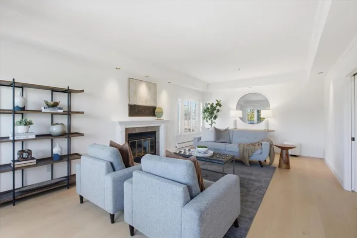 1233 Bellevue 9, Burlingame, California 94010