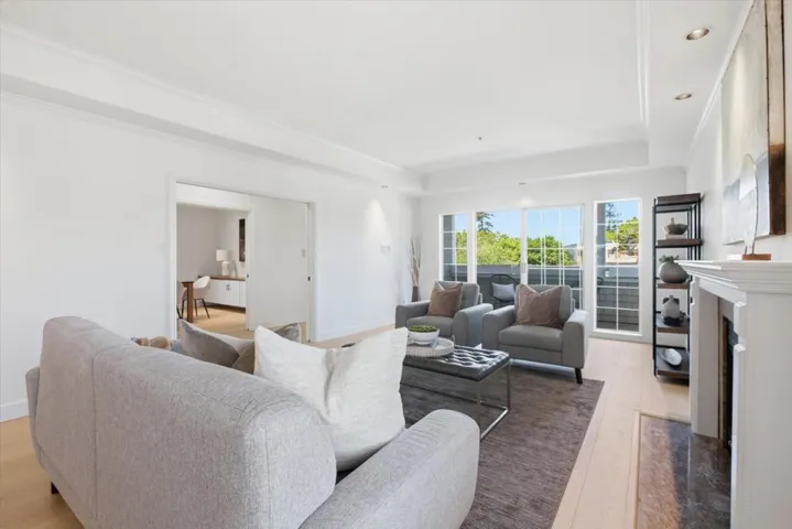 1233 Bellevue 9, Burlingame, California 94010