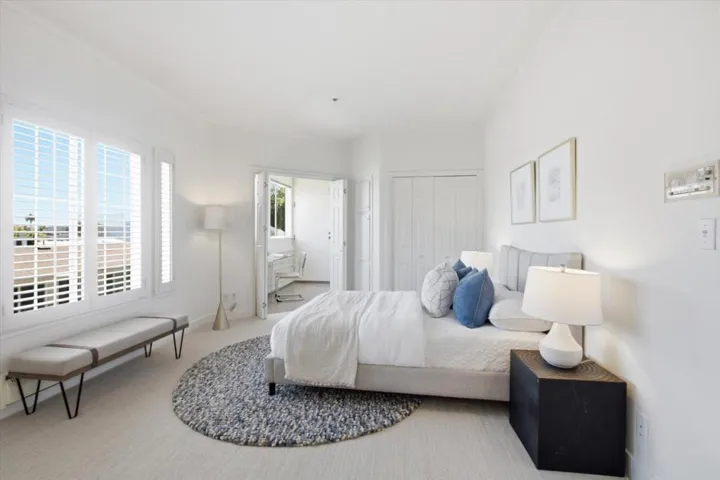 1233 Bellevue 9, Burlingame, California 94010