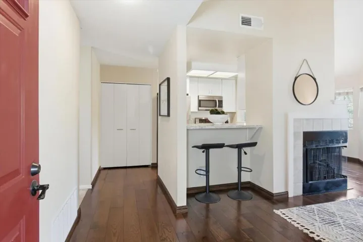 7595 Canyon Meadow Circle H, Pleasanton, California 94588