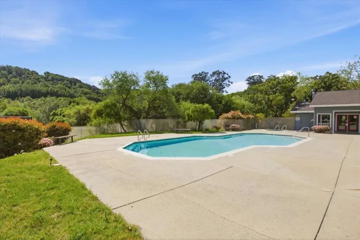 7595 Canyon Meadow Circle H, Pleasanton, California 94588