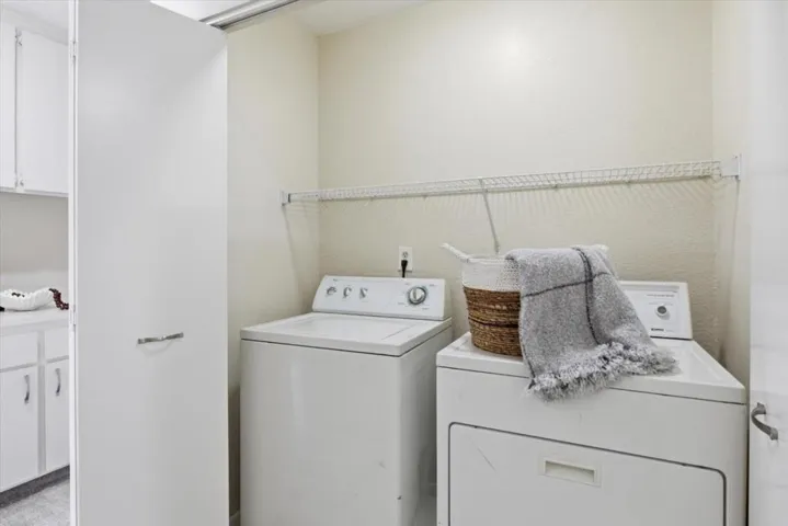 7595 Canyon Meadow Circle H, Pleasanton, California 94588