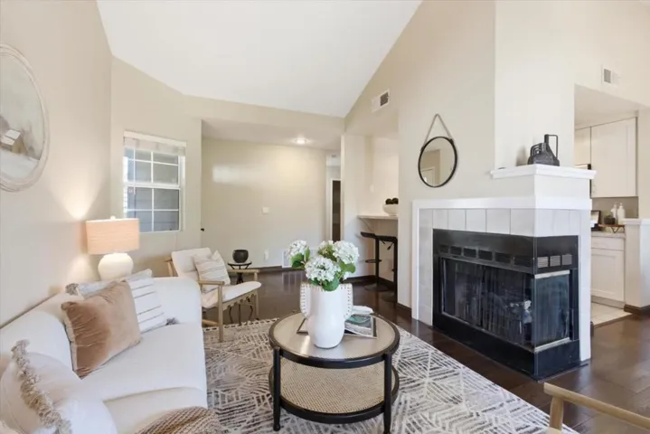 7595 Canyon Meadow Circle H, Pleasanton, California 94588