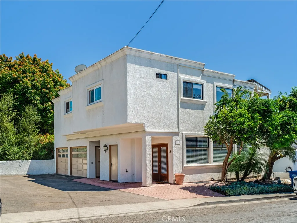 111 Boeker Ave