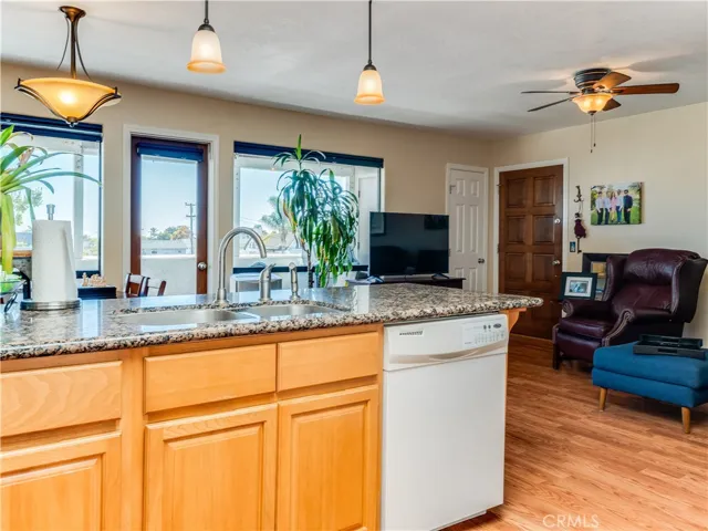 Unit B - Kitchen